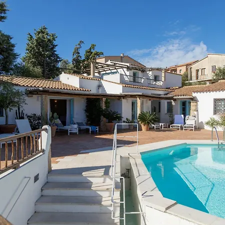 Casa Il Gelsomino San Pantaleo شقة أولبيا